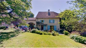 maison de village à la vente -   01680  LHUIS, surface 248 m2 vente maison de village - UBI471925745
